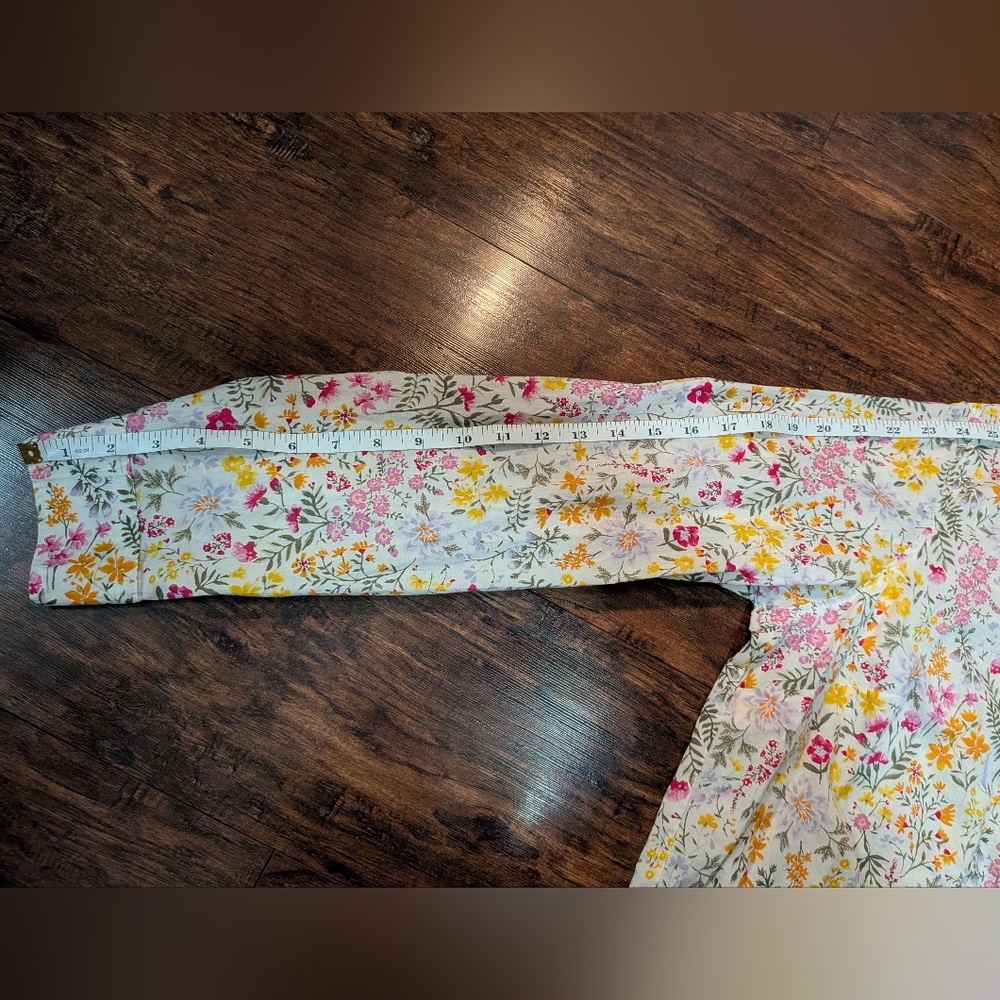 Old Navy Women's Floral Cropped Button-Down Shirt (XXL) - Picture 5 of 12